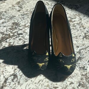Black Cat Embroidered Women's Shoes